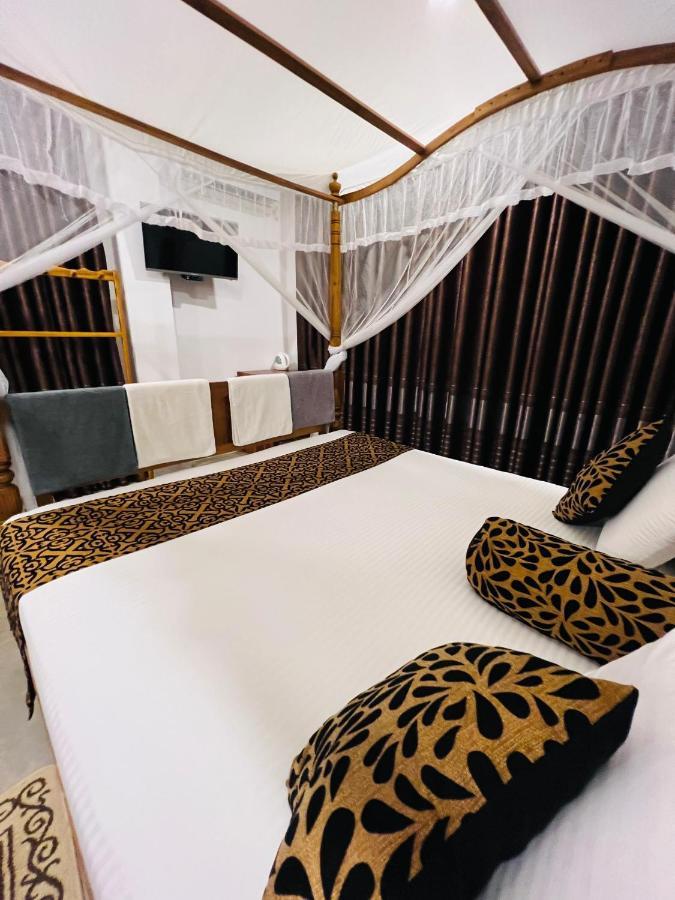 Top Secret Beach Hotel Matara Eksteriør billede