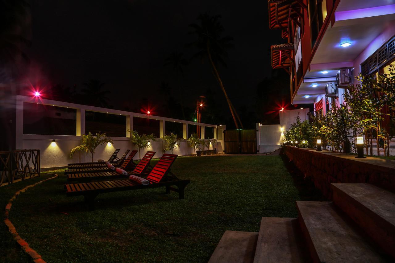 Top Secret Beach Hotel Matara Eksteriør billede